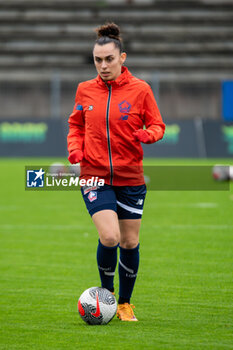 2024-02-14 - Agathe Ollivier of LOSC Lille warms up ahead of the Women's French Cup, Quarter-final football match between FC Fleury 91 and Losc Lille on February 14, 2024 at Robert Bobin stadium in Bondoufle, France - FOOTBALL - WOMEN'S FRENCH CUP - FLEURY V LILLE - FRENCH WOMEN DIVISION 1 - SOCCER