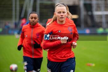 2024-02-14 - Aurore Paprzycki of LOSC Lille warms up ahead of the Women's French Cup, Quarter-final football match between FC Fleury 91 and Losc Lille on February 14, 2024 at Robert Bobin stadium in Bondoufle, France - FOOTBALL - WOMEN'S FRENCH CUP - FLEURY V LILLE - FRENCH WOMEN DIVISION 1 - SOCCER