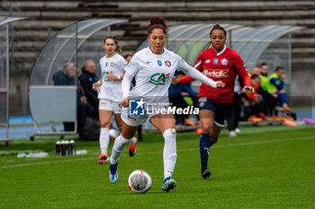 2024-02-14 - Tianna Harris of FC Fleury 91 controls the ball during the Women's French Cup, Quarter-final football match between FC Fleury 91 and Losc Lille on February 14, 2024 at Robert Bobin stadium in Bondoufle, France - FOOTBALL - WOMEN'S FRENCH CUP - FLEURY V LILLE - FRENCH WOMEN DIVISION 1 - SOCCER