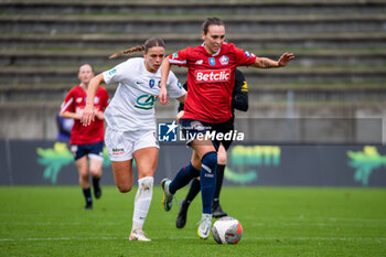 2024-02-14 - Marine Daffeur of FC Fleury 91 and Marjorie Boilesen of LOSC Lille fight for the ball during the Women's French Cup, Quarter-final football match between FC Fleury 91 and Losc Lille on February 14, 2024 at Robert Bobin stadium in Bondoufle, France - FOOTBALL - WOMEN'S FRENCH CUP - FLEURY V LILLE - FRENCH WOMEN DIVISION 1 - SOCCER