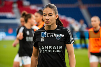2024-05-11 - Clara Mateo of Paris FC warms up ahead of the Women's French championship, D1 Arkema, Play-offs Semi-final football match between Paris Saint-Germain and Paris FC on May 11, 2024 at Parc des Princes stadium in Paris, France - FOOTBALL - WOMEN'S FRENCH CHAMP - PARIS SG V PARIS FC - FRENCH WOMEN DIVISION 1 - SOCCER