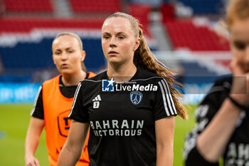 2024-05-11 - Lou Bogaert of Paris FC warms up ahead of the Women's French championship, D1 Arkema, Play-offs Semi-final football match between Paris Saint-Germain and Paris FC on May 11, 2024 at Parc des Princes stadium in Paris, France - FOOTBALL - WOMEN'S FRENCH CHAMP - PARIS SG V PARIS FC - FRENCH WOMEN DIVISION 1 - SOCCER