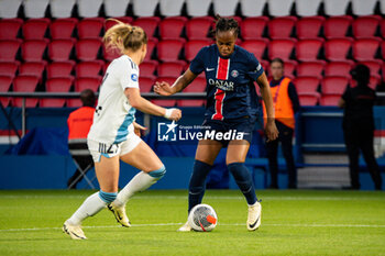 2024-05-11 - Marie Antoinette Katoto of Paris Saint Germain controls the ball during the Women's French championship, D1 Arkema, Play-offs Semi-final football match between Paris Saint-Germain and Paris FC on May 11, 2024 at Parc des Princes stadium in Paris, France - FOOTBALL - WOMEN'S FRENCH CHAMP - PARIS SG V PARIS FC - FRENCH WOMEN DIVISION 1 - SOCCER