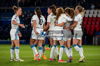 2024-05-11 - Daphne Corboz of Paris FC celebrates after scoring with teammates during the Women's French championship, D1 Arkema, Play-offs Semi-final football match between Paris Saint-Germain and Paris FC on May 11, 2024 at Parc des Princes stadium in Paris, France - FOOTBALL - WOMEN'S FRENCH CHAMP - PARIS SG V PARIS FC - FRENCH WOMEN DIVISION 1 - SOCCER