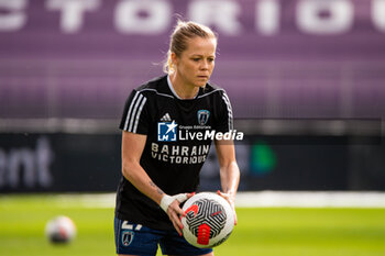 2024-05-17 - Julie Soyer of Paris FC warms up ahead of the Women's French championship, Play-offs, 3rd place football match between Paris FC and Stade de Reims on May 17, 2024 at Sébastien Charléty stadium in Paris, France - FOOTBALL - WOMEN'S FRENCH CHAMP - 3RD PLACE - PARIS FC V REIMS - FRENCH WOMEN DIVISION 1 - SOCCER