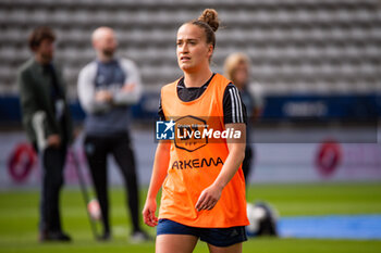 2024-05-17 - Thea Greboval of Paris FC warms up ahead of the Women's French championship, Play-offs, 3rd place football match between Paris FC and Stade de Reims on May 17, 2024 at Sébastien Charléty stadium in Paris, France - FOOTBALL - WOMEN'S FRENCH CHAMP - 3RD PLACE - PARIS FC V REIMS - FRENCH WOMEN DIVISION 1 - SOCCER