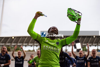 2024-05-17 - Chiamaka Nnadozie of Paris FC celebrates the victory after the Women's French championship, Play-offs, 3rd place football match between Paris FC and Stade de Reims on May 17, 2024 at Sébastien Charléty stadium in Paris, France - FOOTBALL - WOMEN'S FRENCH CHAMP - 3RD PLACE - PARIS FC V REIMS - FRENCH WOMEN DIVISION 1 - SOCCER