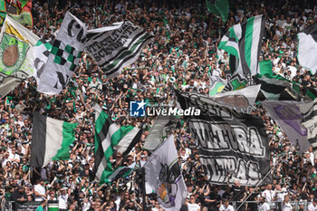 2024-04-13 - Fans of Borussia Mönchengladbach during the German championship Bundesliga football match between Borussia Mönchengladbach and Borussia Dortmund on April 13, 2024 at Borussia-Park in Mönchengladbach, Germany - FOOTBALL - GERMAN CHAMP - MONCHENGLADBACH V DORTMUND - GERMAN BUNDESLIGA - SOCCER