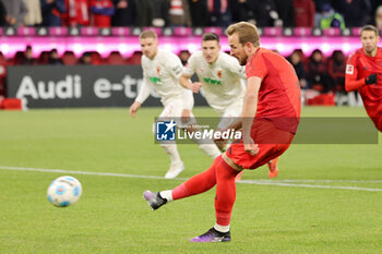 2024-11-22 - Harry Kane of Bayern Munich scores a penalty 1-0 during the German championship Bundesliga football match between Bayern Munich and Augsburg on 22 November 2024 at Allianz Arena in Munich, Germany - FOOTBALL - GERMAN CHAMP - BAYERN MUNICH V AUGSBURG - GERMAN BUNDESLIGA - SOCCER