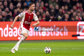 2024-02-03 - Jordan Henderson of Ajax during the Netherlands championship Eredivisie football match between AFC Ajax and PSV on February 3, 2024 at Johan Cruijff ArenA in Amsterdam, Netherlands - FOOTBALL - NETHERLANDS CHAMP - AJAX V PSV - NETHERLANDS EREDIVISIE - SOCCER
