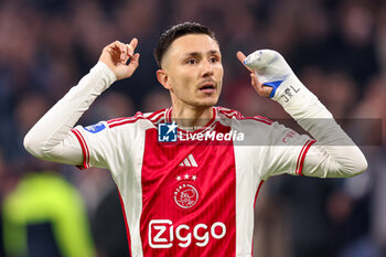 2024-02-03 - Steven Berghuis of Ajax celebrates his goal 1-0 during the Netherlands championship Eredivisie football match between AFC Ajax and PSV on February 3, 2024 at Johan Cruijff ArenA in Amsterdam, Netherlands - FOOTBALL - NETHERLANDS CHAMP - AJAX V PSV - NETHERLANDS EREDIVISIE - SOCCER