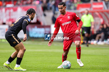 2024-02-25 - Luca Everink of Go Ahead Eagles, Anass Salah-Eddine of FC Twente during the Netherlands championship Eredivisie football match between FC Twente and Go Ahead Eagles on February 25, 2024 at Grolsch Veste in Enschede, Netherlands - FOOTBALL - NETHERLANDS CHAMP - TWENTE V GO AHEAD EAGLES - NETHERLANDS EREDIVISIE - SOCCER
