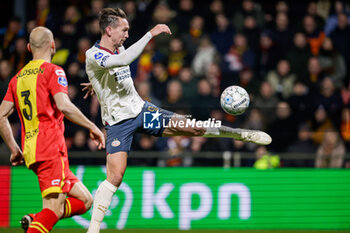 2024-03-08 - Luuk de Jong of PSV during the Netherlands championship Eredivisie football match between Go Ahead Eagles and PSV on March 8, 2024 at De Adelaarshorst in Deventer, Netherlands - FOOTBALL - NETHERLANDS CHAMP - GO AHEAD EAGLES V PSV - NETHERLANDS EREDIVISIE - SOCCER