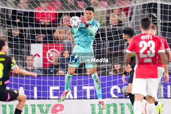 2024-10-19 - Goalkeeper Rome Jayden Owusu-Oduro of AZ Alkmaar during the Netherlands championship, Eredivisie football match between AZ Alkmaar and PSV Eindhoven on October 19, 2024 at AFAS Stadion in Alkmaar, Netherlands - FOOTBALL - NETHERLANDS CHAMP - AZ V PSV - NETHERLANDS EREDIVISIE - SOCCER