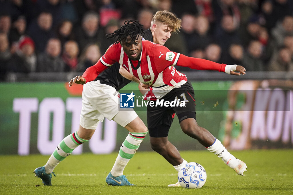 FOOTBALL - NETHERLANDS CHAMP - PSV v TWENTE - NETHERLANDS EREDIVISIE - SOCCER