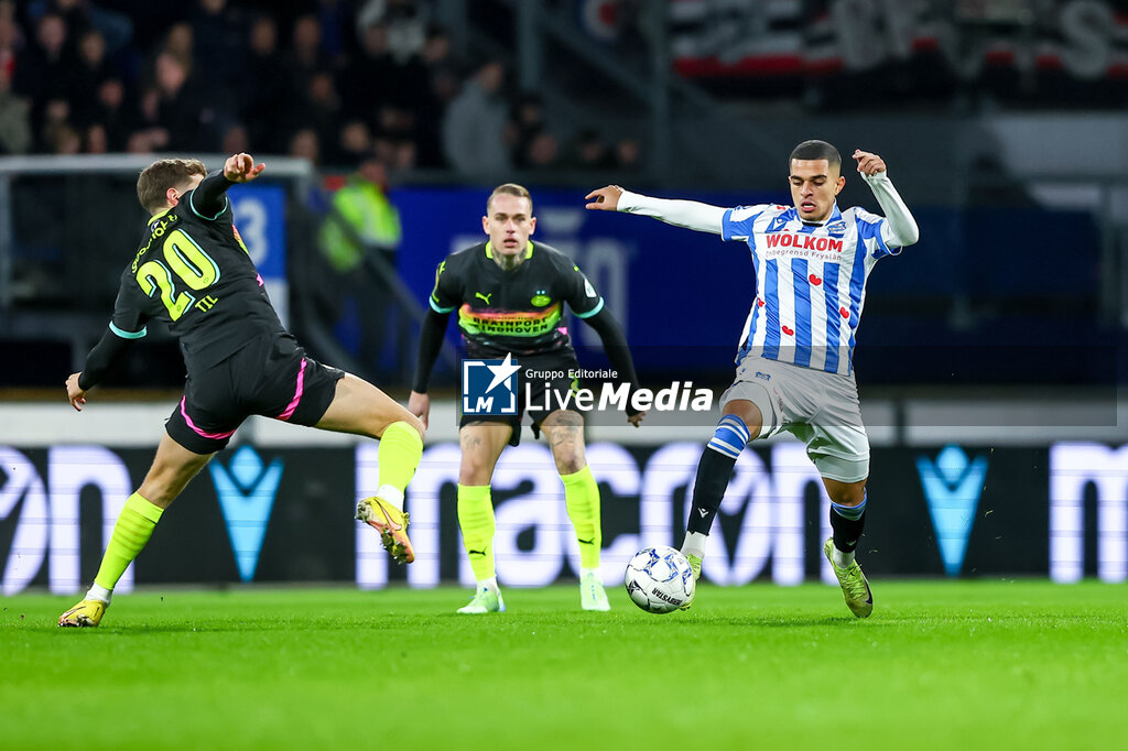 FOOTBALL - NETHERLANDS CHAMP - Heerenveen vs PSV Eindhoven  - NETHERLANDS EREDIVISIE - SOCCER