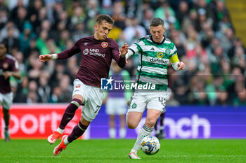 04/05/2024 - Kenneth Vargas of Hearts and Callum McGregor of Celtic during the Scottish championship Premiership football match between Celtic and Heart of Midlothian on 4 May 2024 at Celtic Park IN Glasgow, Scotland - FOOTBALL - SCOTTISH CHAMP - CELTIC V HEART OF MIDLOTHIAN - SCOTTISH PREMIERSHIP - CALCIO