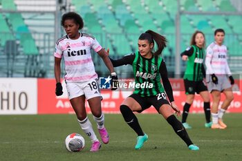 2024-01-21 - Lineth Beerensteyn of Juventus Women clashes with Benedetta Orsi of Sassuolo Women during the Serie A Femminile match between Juventus Women and Sassuolo Women at Stadio Enzo Ricci Sassuolo on January 21, 2024 in Sassuolo, Italy. - US SASSUOLO VS JUVENTUS FC - ITALIAN SERIE A WOMEN - SOCCER