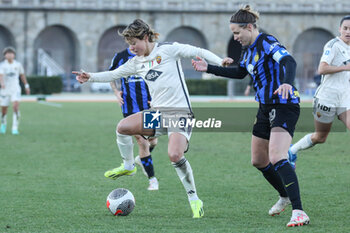 2024-01-20 - Valentina Giacinti and Lisa Alborghetti - FC INTERNAZIONALE WOMEN VS AS ROMA - ITALIAN SERIE A WOMEN - SOCCER
