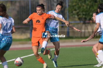 2024-01-27 - Agnese Bonfantini of FC Internazionale competes for the ball with Gina Chmielinski of SSC Napoli Soccer - Women Serie A Match Between Napoli Femminile vs FC Internazionale - NAPOLI FEMMINILE VS FC INTERNAZIONALE WOMEN - ITALIAN SERIE A WOMEN - SOCCER