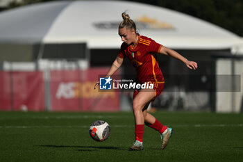 2024-01-27 - Giada Greggi of A.S. Roma Women during the 14th day of the Serie A Championship between A.S. Roma Women vs U.C. Sampdoria Women on 27 January 2024 at the Tre Fontane Stadium in Rome, Italy. - AS ROMA VS UC SAMPDORIA - ITALIAN SERIE A WOMEN - SOCCER