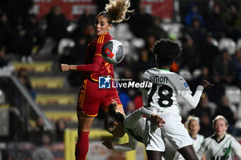 2024-02-13 - Benedicte Simon of U.S. Sassuolo and Alayah Sophia Pilgrim of A.S. Roma Women during the 17th day of the Serie A Championship between A.S. Roma Women vs U.S. Sassuolo Calcio on 13 February 2024 at the Tre Fontane Stadium in Rome, Italy. - AS ROMA VS US SASSUOLO - ITALIAN SERIE A WOMEN - SOCCER