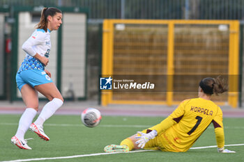 2024-01-16 - Gina Chmielinski of SSC Napoli competes for the ball with Tinja Korpelo of AS Roma Soccer - Women Italian Cup Macth Between Napoli Femminile vs AS Roma - NAPOLI FEMMINILE VS AS ROMA - WOMEN ITALIAN CUP - SOCCER