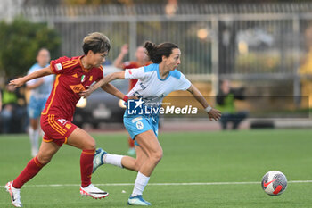 2024-01-16 - Eseosa Mandy Aigbogun of AS Roma competes for the ball with Paloma Lazaro of SSC Napoli Soccer - Women Italian Cup Macth Between Napoli Femminile vs AS Roma - NAPOLI FEMMINILE VS AS ROMA - WOMEN ITALIAN CUP - SOCCER