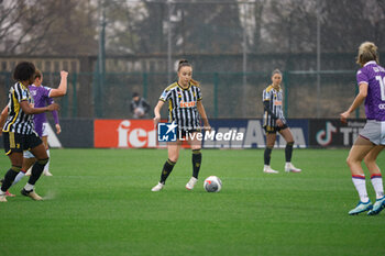2024-03-30 - Julia Grosso pass the ball - POULE SCUDETTO - JUVENTUS FC VS ACF FIORENTINA - ITALIAN SERIE A WOMEN - SOCCER