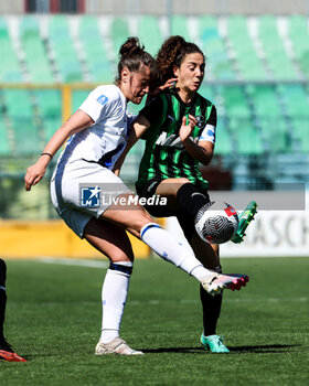 2024-04-13 - Elisa Polli of Inter Women clashes with Maria Luisa Filangeri of Sassuolo Women during the Serie A Femminile match between Sassuolo Women and Inter Women at Stadio Enzo Ricci Sassuolo on April 13, 2024 in Sassuolo, Italy. - POULE SCUDETTO - US SASSUOLO VS FC INTERNAZIONALE WOMEN - ITALIAN SERIE A WOMEN - SOCCER