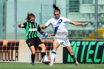 2024-04-13 - Davina Philtjens of Sassuolo Women clashes with Agnese Bonfantini of Inter Women during the Serie A Femminile match between Sassuolo Women and Inter Women at Stadio Enzo Ricci Sassuolo on April 13, 2024 in Sassuolo, Italy. - POULE SCUDETTO - US SASSUOLO VS FC INTERNAZIONALE WOMEN - ITALIAN SERIE A WOMEN - SOCCER