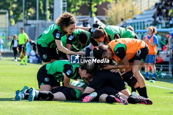 2024-04-13 - Daniela Sabatino of Sassuolo Women celebrates with teammates after scoring a goal that brought the team the 1-1 draw during the Women's Serie A match between Sassuolo Women and Inter Women at the Enzo Ricci Stadium on April 13, 2024 in Sassuolo, Italy. - POULE SCUDETTO - US SASSUOLO VS FC INTERNAZIONALE WOMEN - ITALIAN SERIE A WOMEN - SOCCER