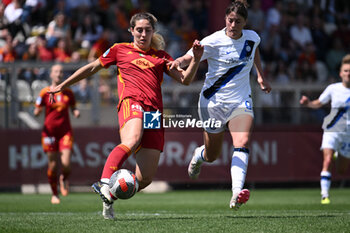 05/05/2024 - Oihane Valdezate of A.S. Roma Women and Elisa Polli of F.C. Inter during the Day 26 of Women Serie A Playoffs between A.S. Roma Women vs F.C. Inter on 5 May 2024 at the Tre Fontane Stadium in Rome, Italy. - AS ROMA - FC INTERNAZIONALE WOMEN - SERIE A FEMMINILE - CALCIO