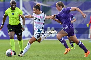 2024-05-06 - Juventus FC Women's midfielder Arianna Caruso against ACF Fiorentina Women's midfielder Alexandra Johannsdottir - ACF FIORENTINA VS JUVENTUS FC - ITALIAN SERIE A WOMEN - SOCCER