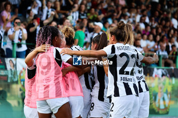 2024-09-01 - Cristiana Girelli celebrates with her teammates scoring the 2-1 goal during the Women's Serie A match between Sassuolo Women and Juventus Women at the Enzo Ricci Stadium in Sassuolo on September 01, 2024 in Sassuolo, Italy. - US SASSUOLO VS JUVENTUS FC - ITALIAN SERIE A WOMEN - SOCCER