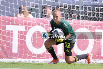 2024-09-14 - AS Roma's Liliana Merolla goalkeeper during the Italian Football Championship League A Women 2024/2025 match between AS Roma vs US Sassuolo at the Tre Fontane stadium on 14 September 2024. - AS ROMA VS US SASSUOLO - ITALIAN SERIE A WOMEN - SOCCER