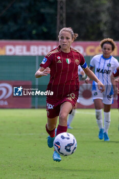 2024-09-14 - AS Roma's Manuela Giugliano during the Italian Football Championship League A Women 2024/2025 match between AS Roma vs US Sassuolo at the Tre Fontane stadium on 14 September 2024. - AS ROMA VS US SASSUOLO - ITALIAN SERIE A WOMEN - SOCCER