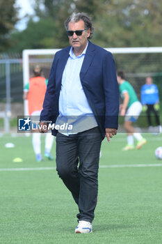 2024-09-20 - Salvatore Mango coach of Napoli Femminile gestures during the Soccer- Italian Serie A Women between Napoli Femminile vs US Sassuolo at Arena Giuseppe Piccolo Stadium - NAPOLI FEMMINILE VS US SASSUOLO - ITALIAN SERIE A WOMEN - SOCCER