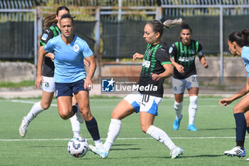 2024-09-20 - GinaChmielinski of US Sassuolo Femminile competes for the ball with Debora Novellino of Napoli Femminile during the Soccer- Italian Serie A Women between Napoli Femminile vs US Sassuolo at Arena Giuseppe Piccolo Stadium - NAPOLI FEMMINILE VS US SASSUOLO - ITALIAN SERIE A WOMEN - SOCCER