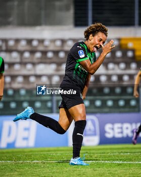 2024-09-28 - Kassandra Missipo celebrates scoring the 1-1 goal during the Women's Serie A match between Sassuolo Women and Inter Women at the Enzo Ricci Stadium in Sassuolo on September 28, 2024 in Sassuolo, Italy. - US SASSUOLO VS INTER - FC INTERNAZIONALE - ITALIAN SERIE A WOMEN - SOCCER