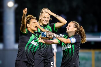 2024-09-28 - Sassuolo Women celebrates with her teammates scoring the 1-1 goal during the Women's Serie A match between Sassuolo Women and Inter Women at the Enzo Ricci Stadium in Sassuolo on September 28, 2024 in Sassuolo, Italy. - US SASSUOLO VS INTER - FC INTERNAZIONALE - ITALIAN SERIE A WOMEN - SOCCER