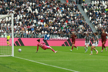 2024-10-13 - Barbara Bonansea (Juventus Women) scores the goal - JUVENTUS FC VS AS ROMA - ITALIAN SERIE A WOMEN - SOCCER