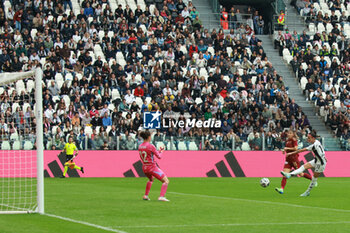 2024-10-13 - Barbara Bonansea (Juventus Women) scores the goal - JUVENTUS FC VS AS ROMA - ITALIAN SERIE A WOMEN - SOCCER