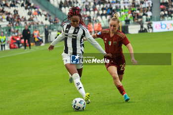 2024-10-13 - Thomas Lindsey (Juventus Women) vs Giada Greggi (Roma Women) - JUVENTUS FC VS AS ROMA - ITALIAN SERIE A WOMEN - SOCCER