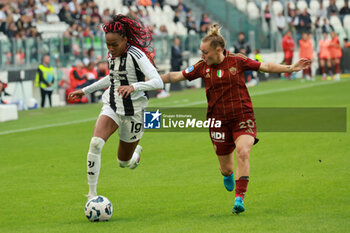 2024-10-13 - Thomas Lindsey (Juventus Women) vs Giada Greggi (Roma Women) - JUVENTUS FC VS AS ROMA - ITALIAN SERIE A WOMEN - SOCCER