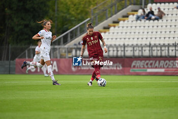 2024-10-20 - Nadia Nadim of A.C. Milan Femminile and Elena Linari of A.S. Roma Femminile in action during the 7th day of the Serie A Femminile eBay Championship between A.S. Roma and A.C. Milan Femminile at the Tre Fontane Stadium on October 20, 2024 in Rome, Italy. - AS ROMA VS AC MILAN - ITALIAN SERIE A WOMEN - SOCCER