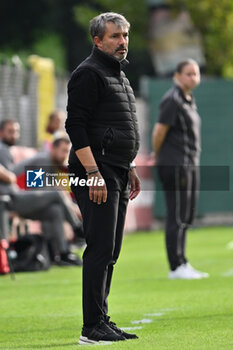 2024-10-20 - Alessandro Spugna coach of A.S. Roma Femminile during the 7th day of the Serie A Femminile eBay Championship between A.S. Roma and A.C. Milan Femminile at the Tre Fontane Stadium on October 20, 2024 in Rome, Italy. - AS ROMA VS AC MILAN - ITALIAN SERIE A WOMEN - SOCCER