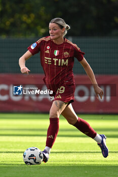 2024-10-20 - Verena Hanshaw of A.S. Roma Femminile in action during the 7th day of the Serie A Femminile eBay Championship between A.S. Roma and A.C. Milan Femminile at the Tre Fontane Stadium on October 20, 2024 in Rome, Italy. - AS ROMA VS AC MILAN - ITALIAN SERIE A WOMEN - SOCCER