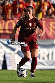 2024-10-20 - Giulia Dragoni of A.S. Roma Femminile in action during the 7th day of the Serie A Femminile eBay Championship between A.S. Roma and A.C. Milan Femminile at the Tre Fontane Stadium on October 20, 2024 in Rome, Italy. - AS ROMA VS AC MILAN - ITALIAN SERIE A WOMEN - SOCCER