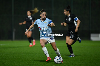 2024-11-02 - Noemi Visentin of S.S. Lazio in action during the 8th day of the Serie A Femminile eBay Championship between S.S. Lazio and F.C. Como at the Mirko Fersini Stadium on November 2, 2024 in Formello, Italy. - LAZIO WOMEN VS FC COMO WOMEN - ITALIAN SERIE A WOMEN - SOCCER